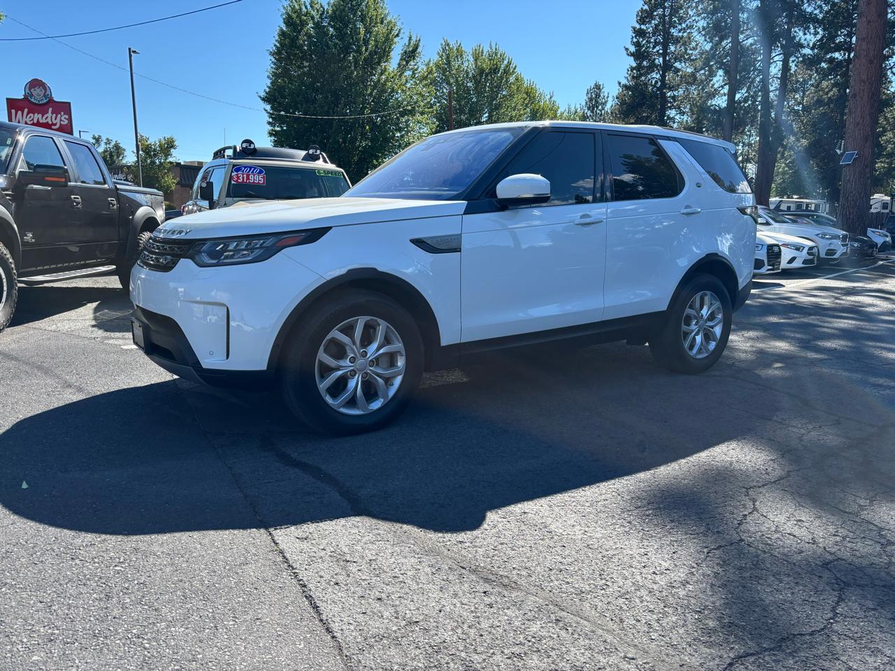 2020 Land Rover Discovery SE