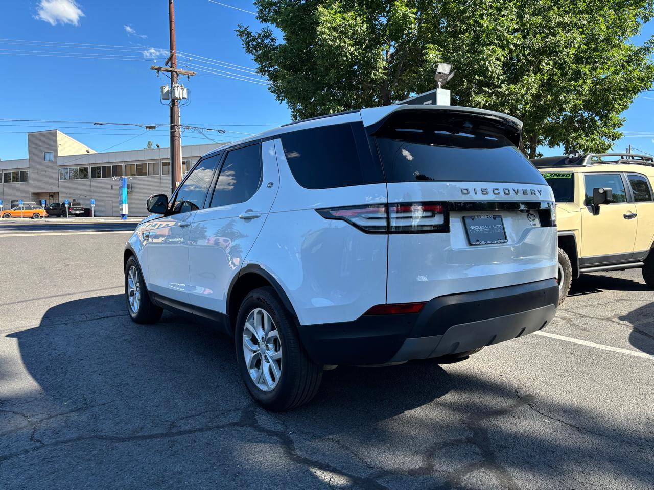 Land Rover Discovery SE 2020