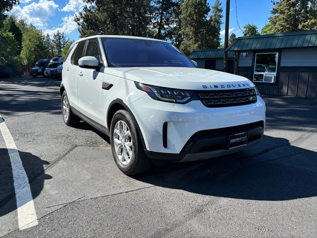 Land Rover Discovery SE 2020