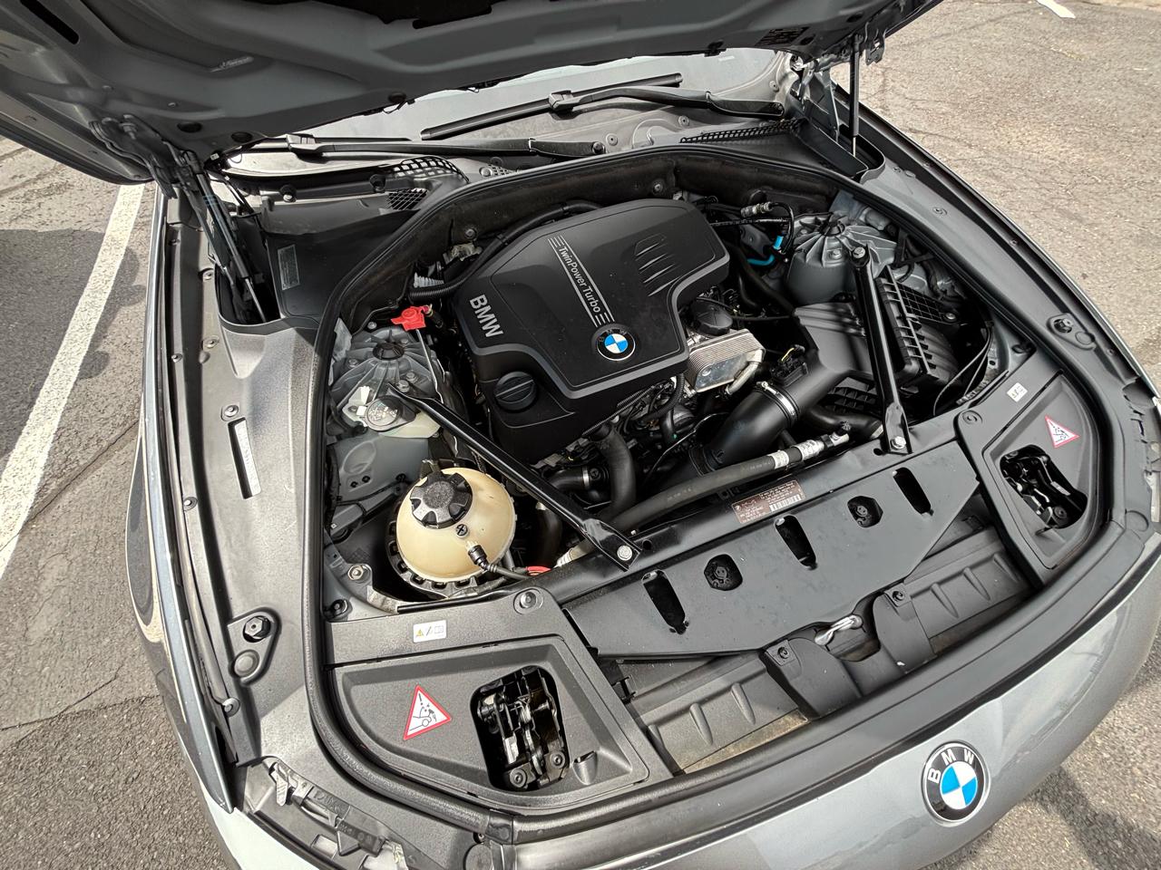 BMW 5-Series 528i xDrive 2012