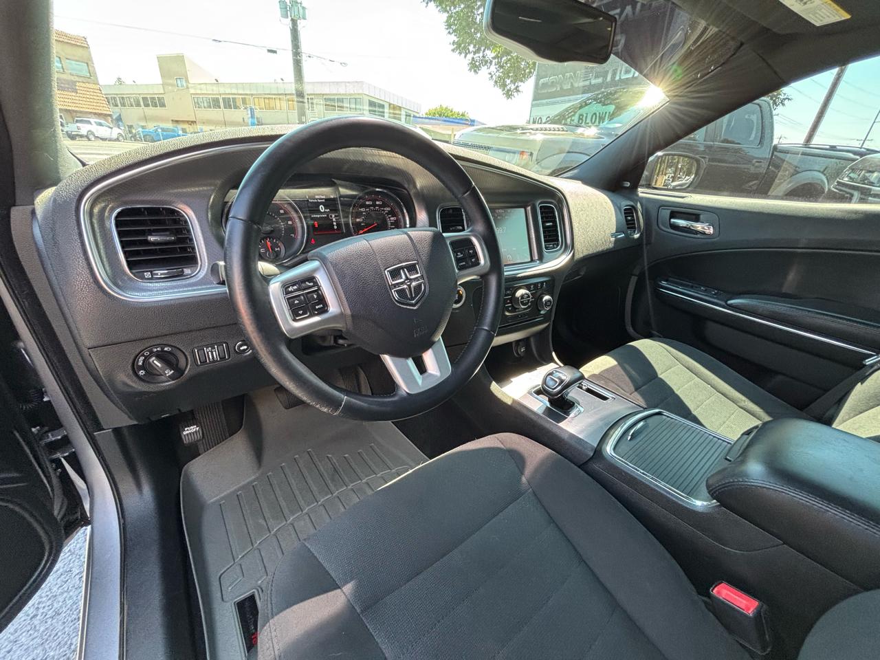 Dodge Charger 4dr Sdn SXT AWD 2014