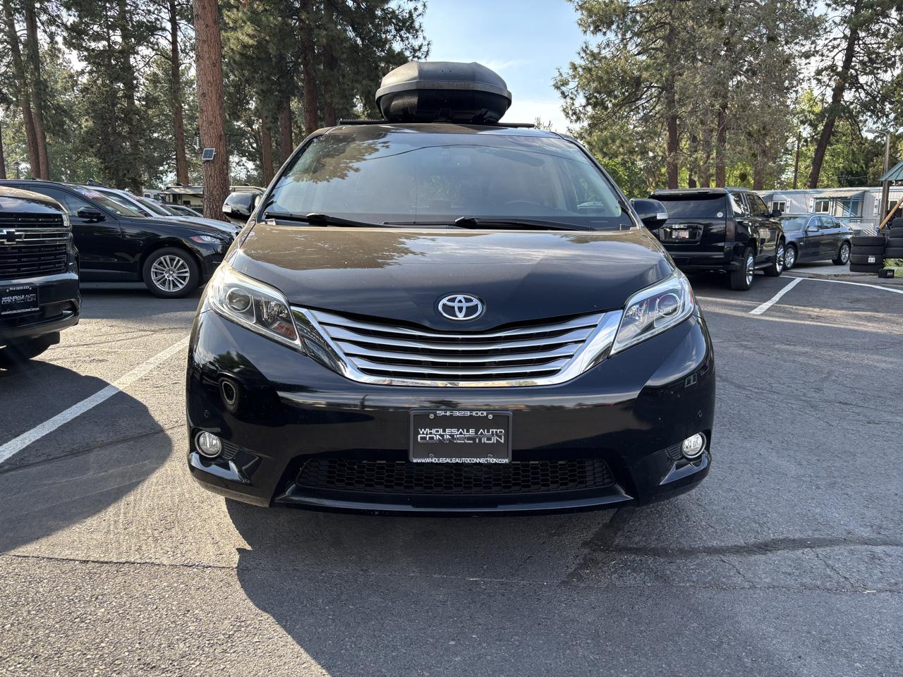 Toyota Sienna Limited Premium AWD 7-Passenger (Natl) 2017