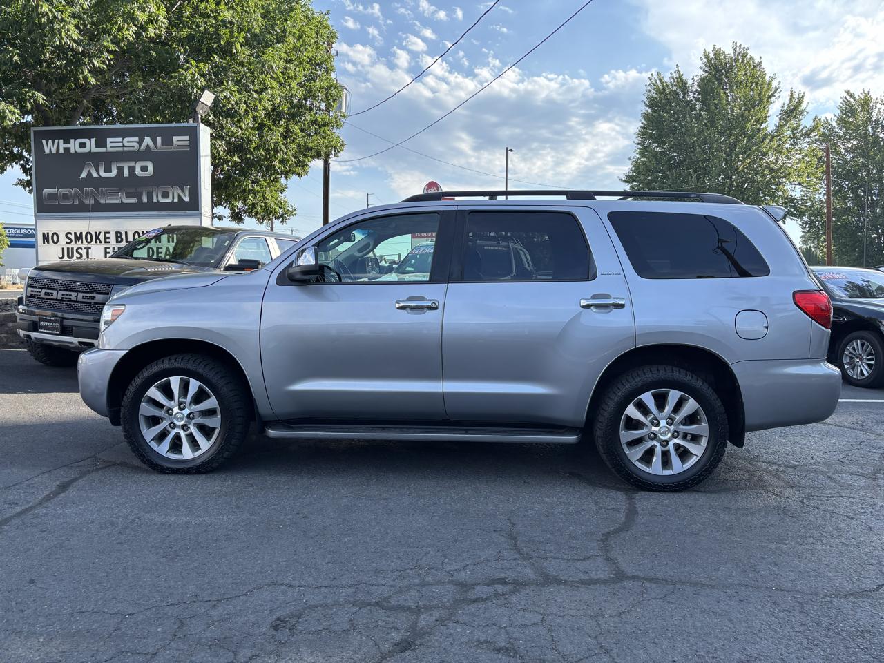 Toyota Sequoia Limited 4WD 2017