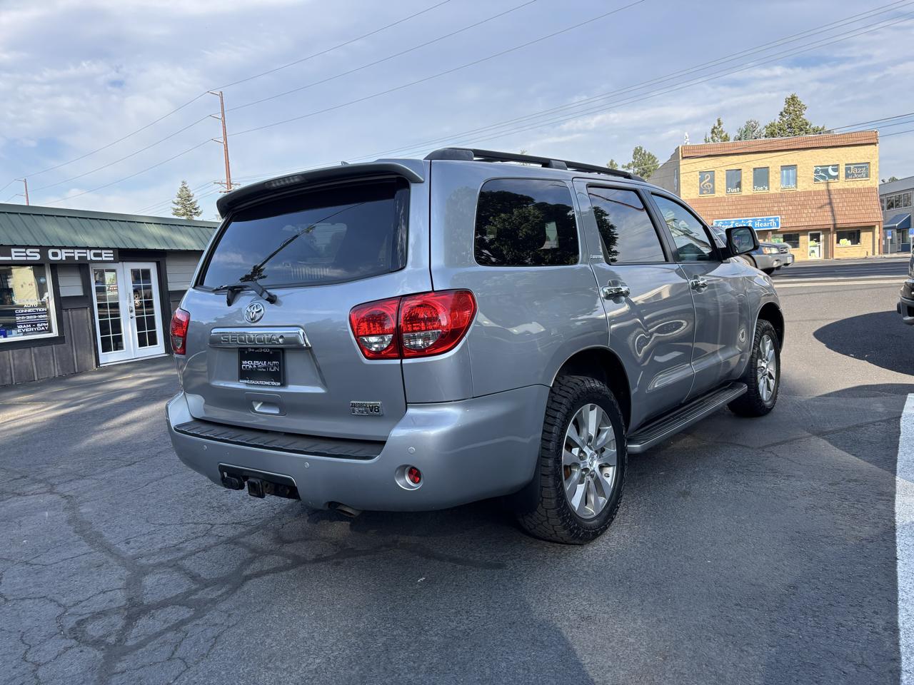 Toyota Sequoia Limited 4WD 2017
