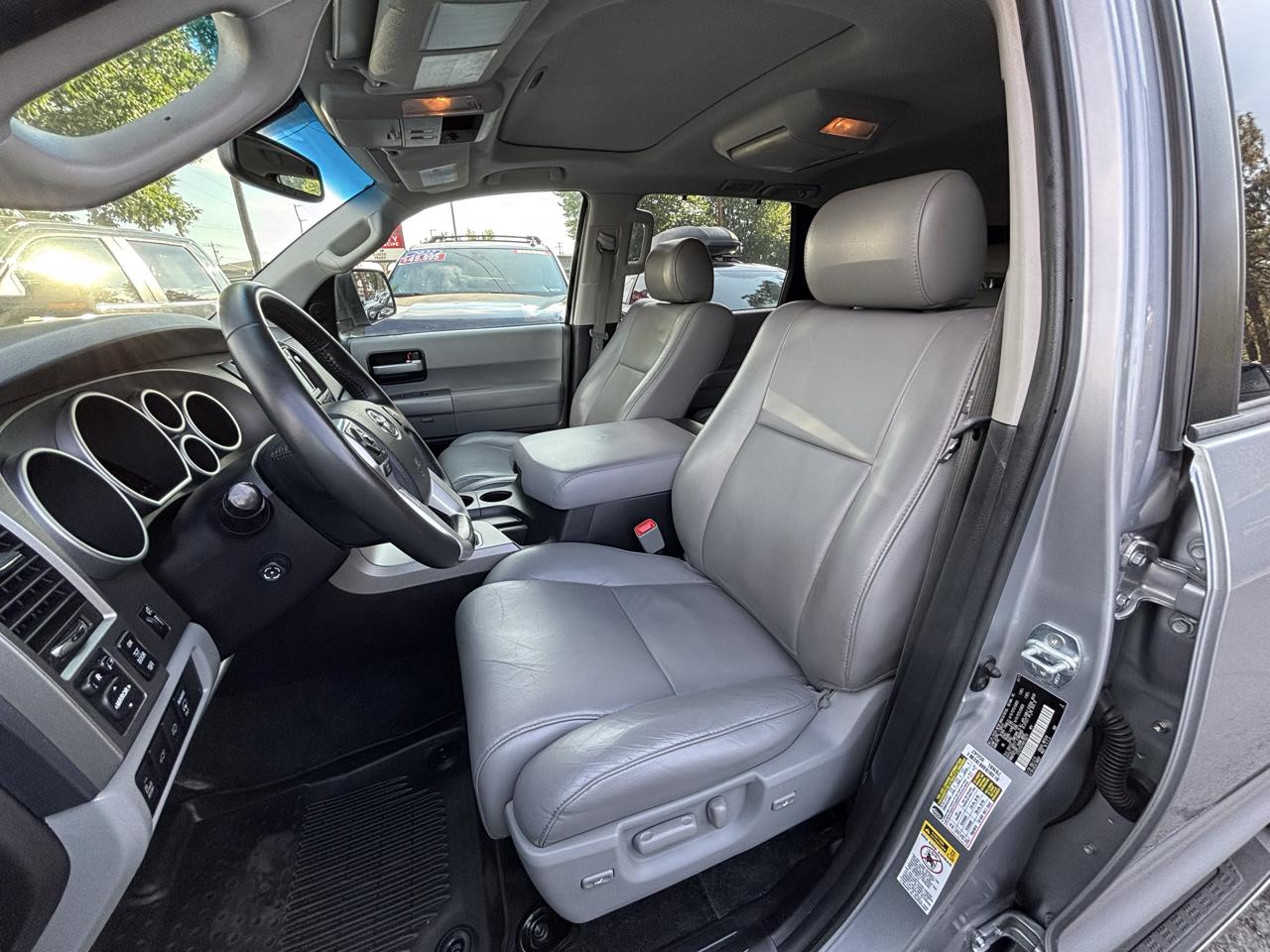 Toyota Sequoia Limited 4WD 2017