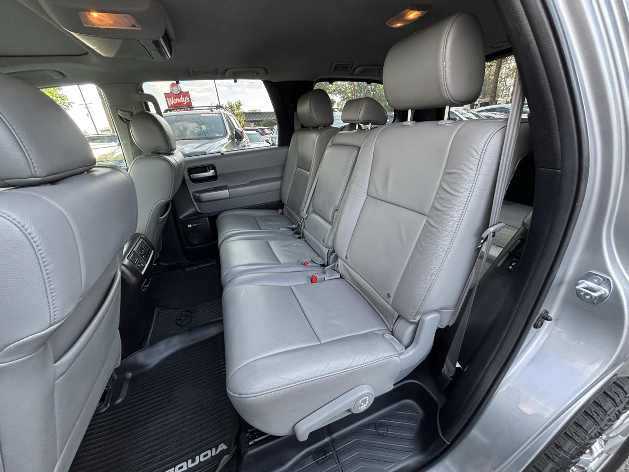 Toyota Sequoia Limited 4WD 2017