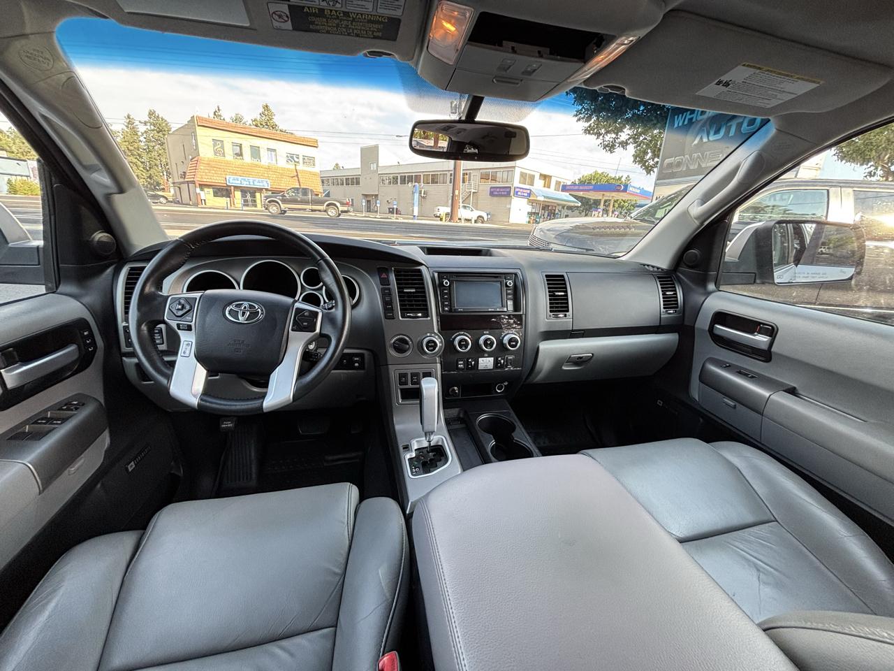 Toyota Sequoia Limited 4WD 2017