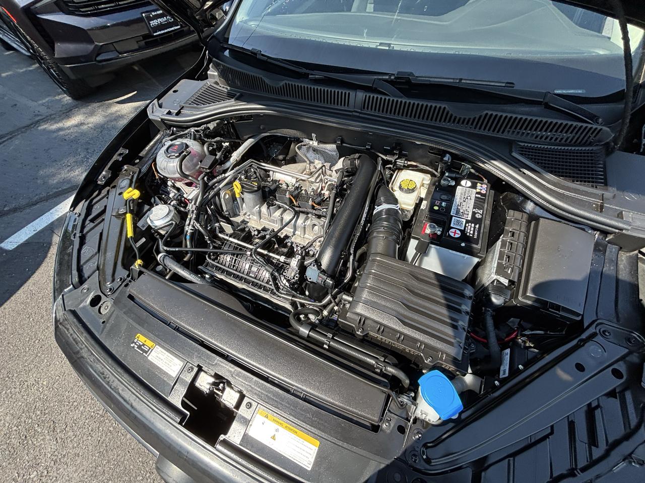 Volkswagen Jetta 1.4T S 6M 2021