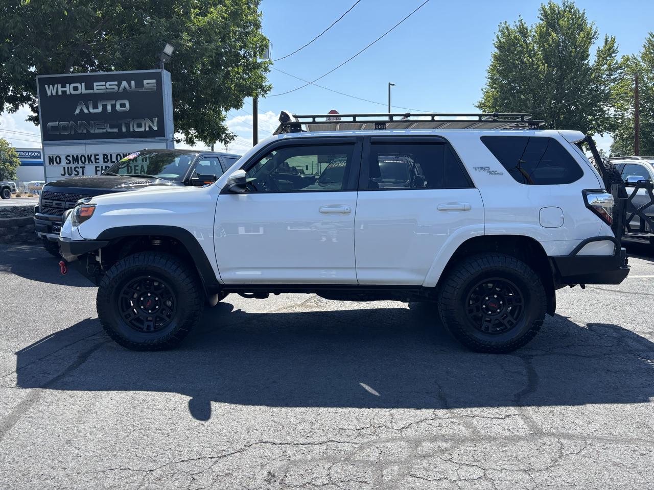 Toyota 4Runner TRD Off Road Premium 4WD (Natl) 2018