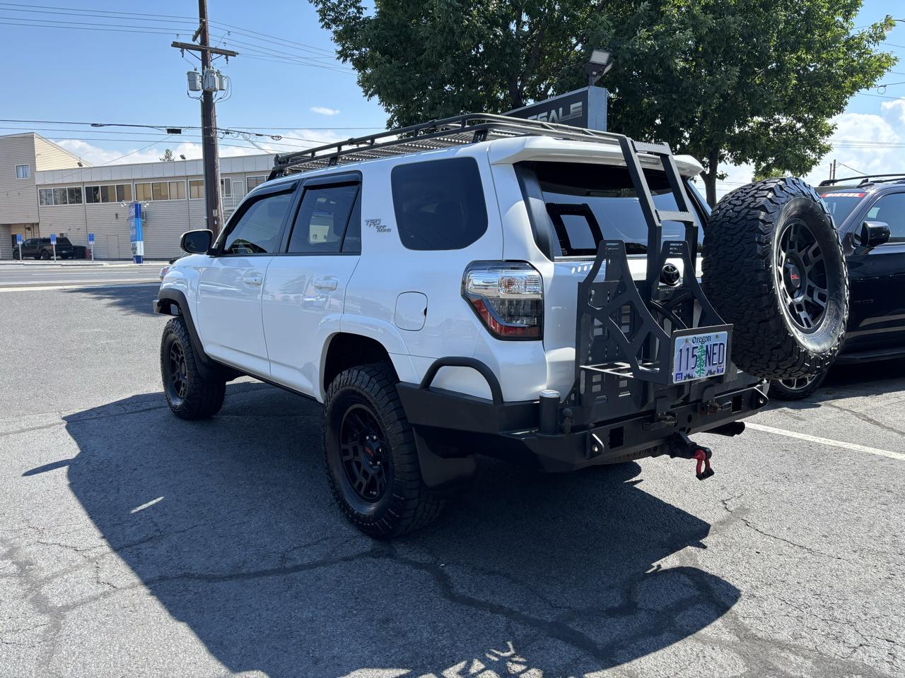 Toyota 4Runner TRD Off Road Premium 4WD (Natl) 2018