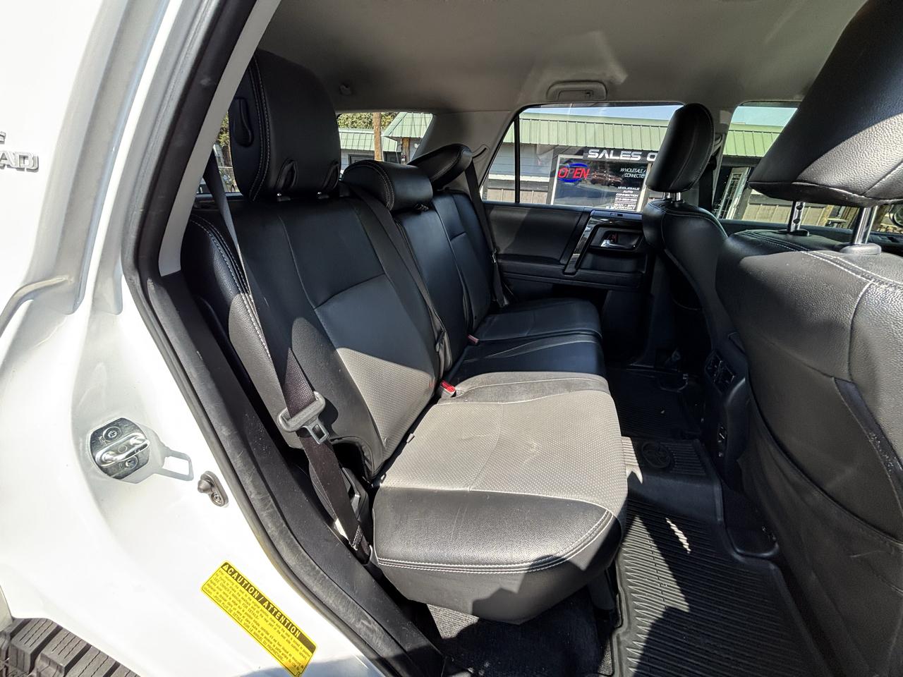 Toyota 4Runner TRD Off Road Premium 4WD (Natl) 2018