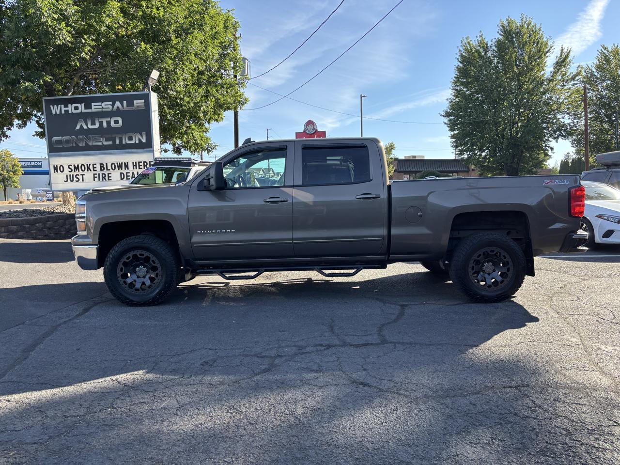Chevrolet Silverado 1500 4WD Crew Cab 147" LT 2015