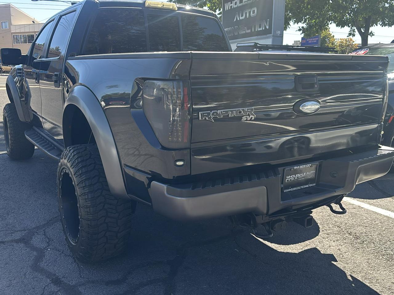 Ford F-150 4WD SuperCrew 145" SVT Raptor 2011