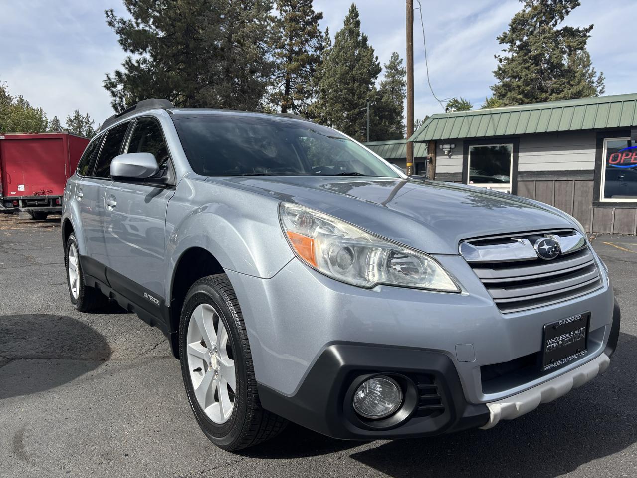 Subaru Outback 2.5i Premium 2013