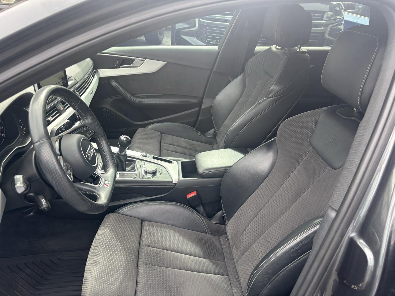 Audi A4 2.0 TFSI Premium Plus quattro 6M 2018