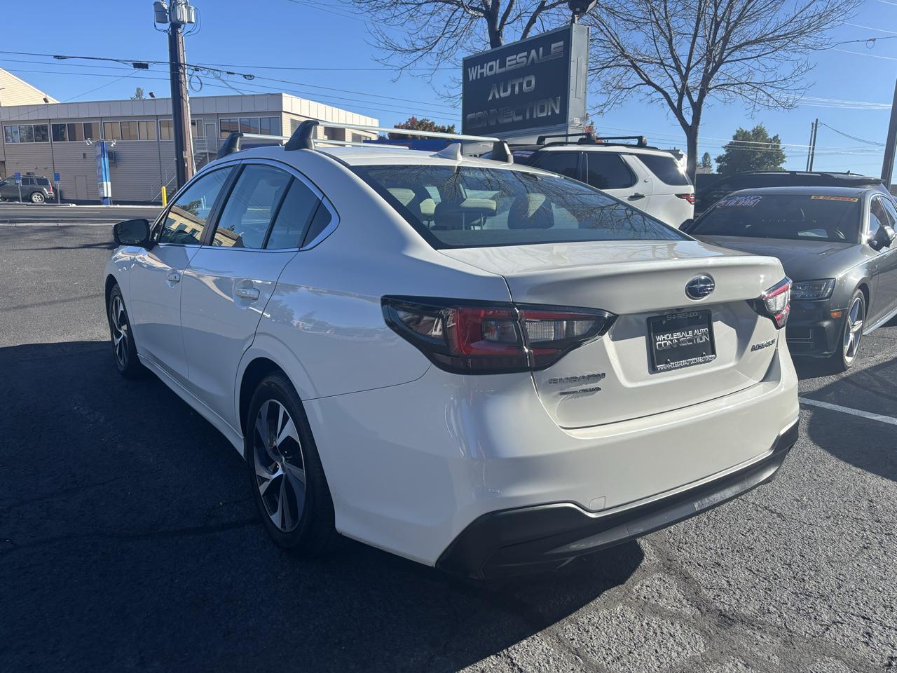 Subaru Legacy Premium 2022