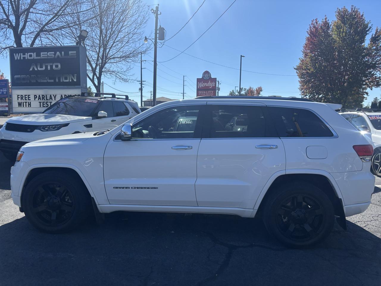 Jeep Grand Cherokee photo 2