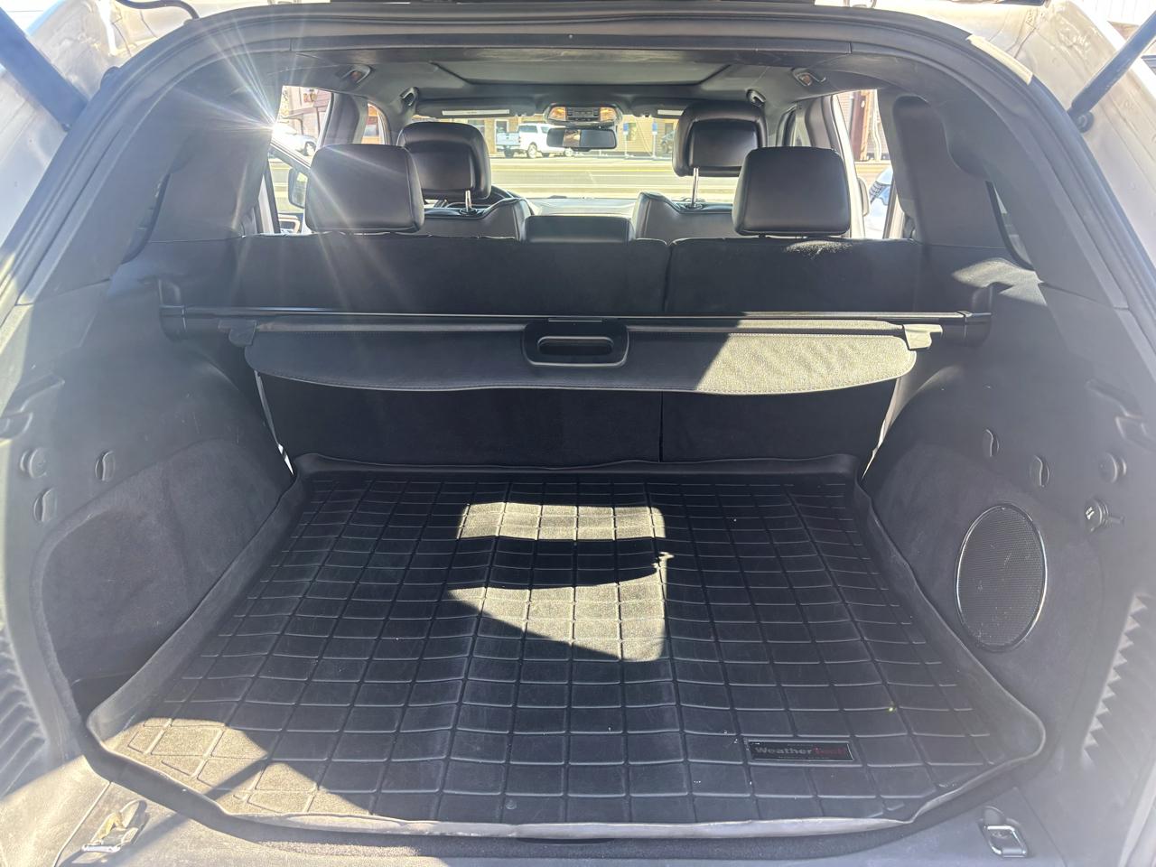 Jeep Grand Cherokee photo 14