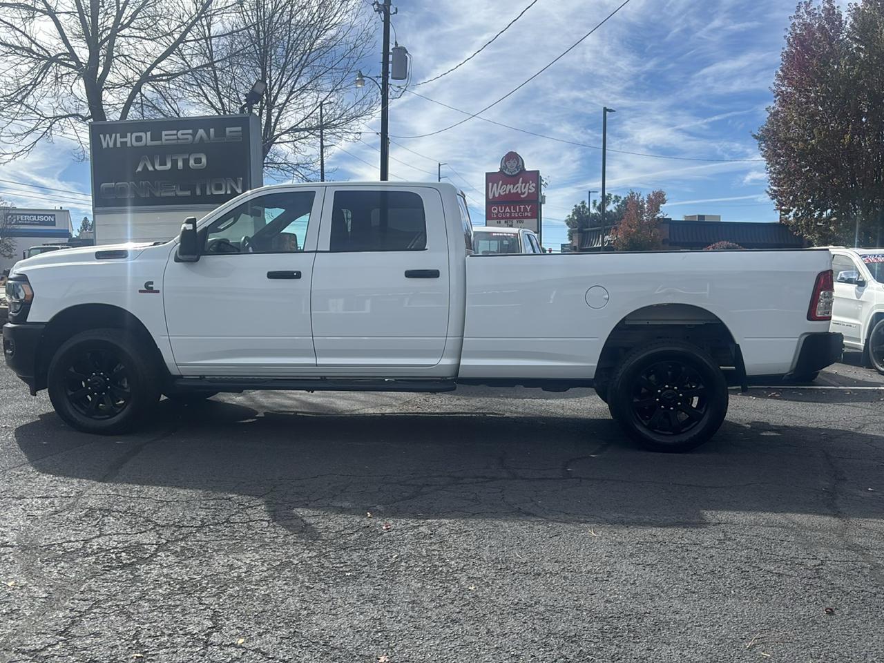 RAM 2500 Tradesman Crew Cab LWB 4WD 2023