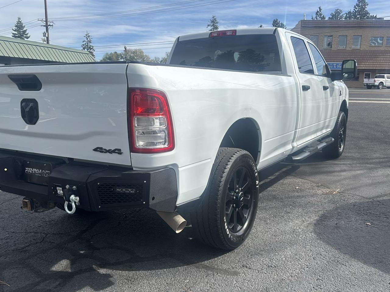 RAM 2500 Tradesman Crew Cab LWB 4WD 2023