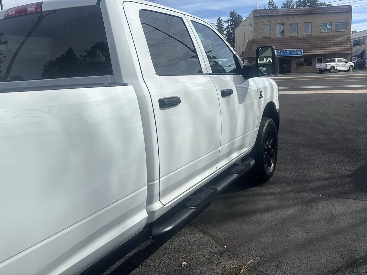 RAM 2500 Tradesman Crew Cab LWB 4WD 2023