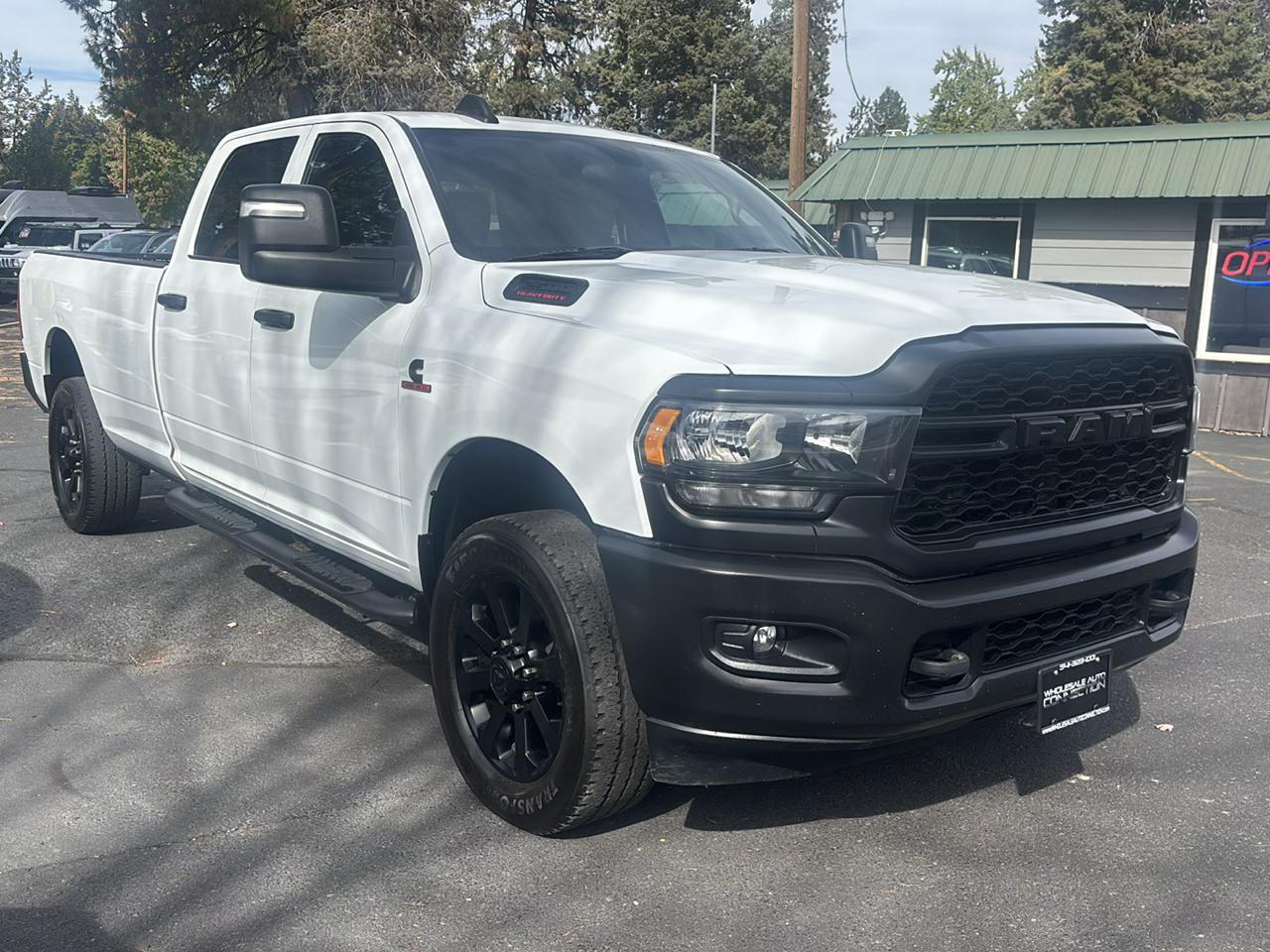 RAM 2500 Tradesman Crew Cab LWB 4WD 2023