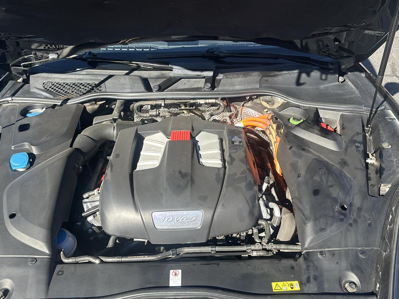Porsche Cayenne Hybrid S 2017