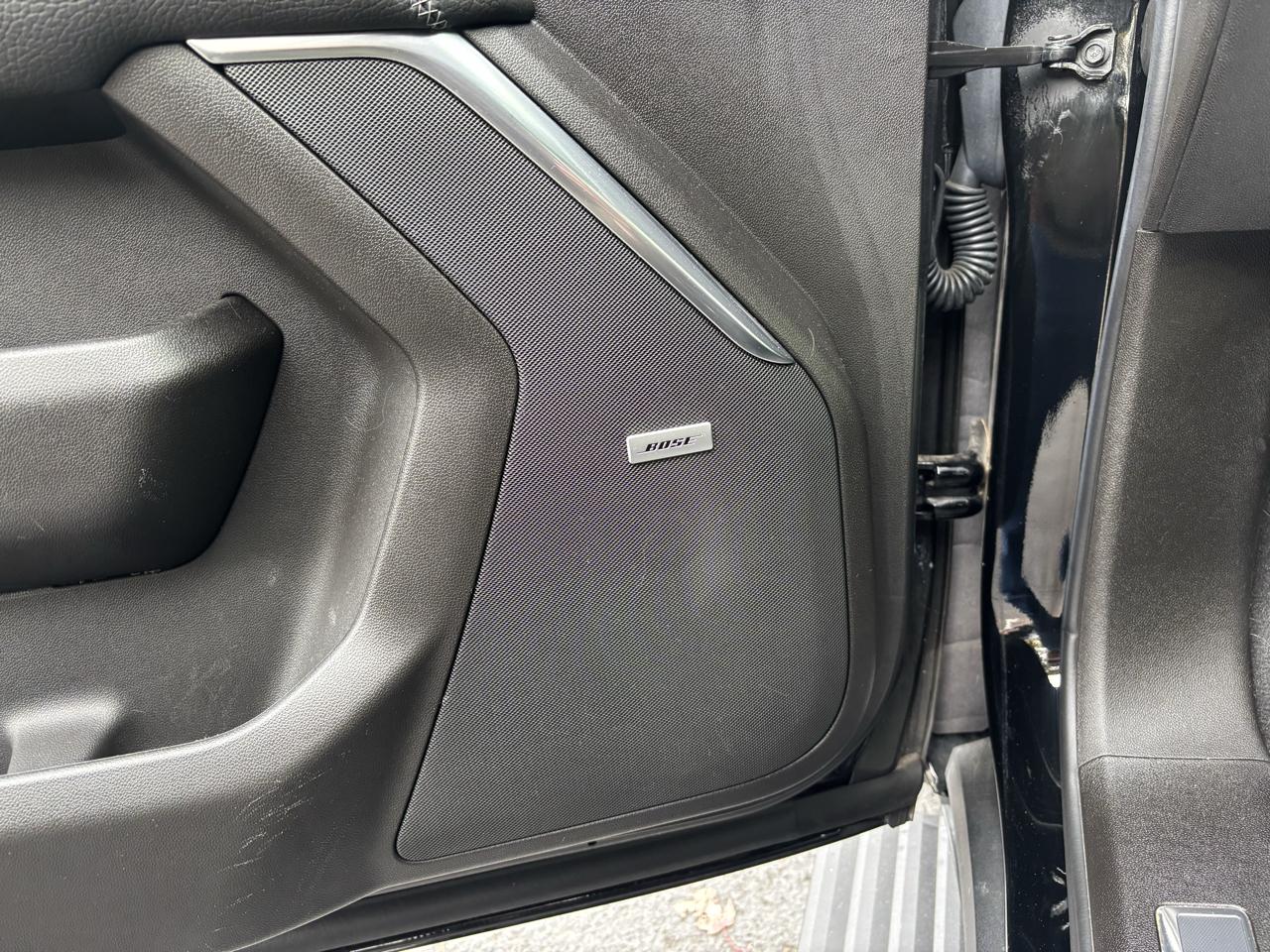 GMC Yukon Denali 4WD 2021
