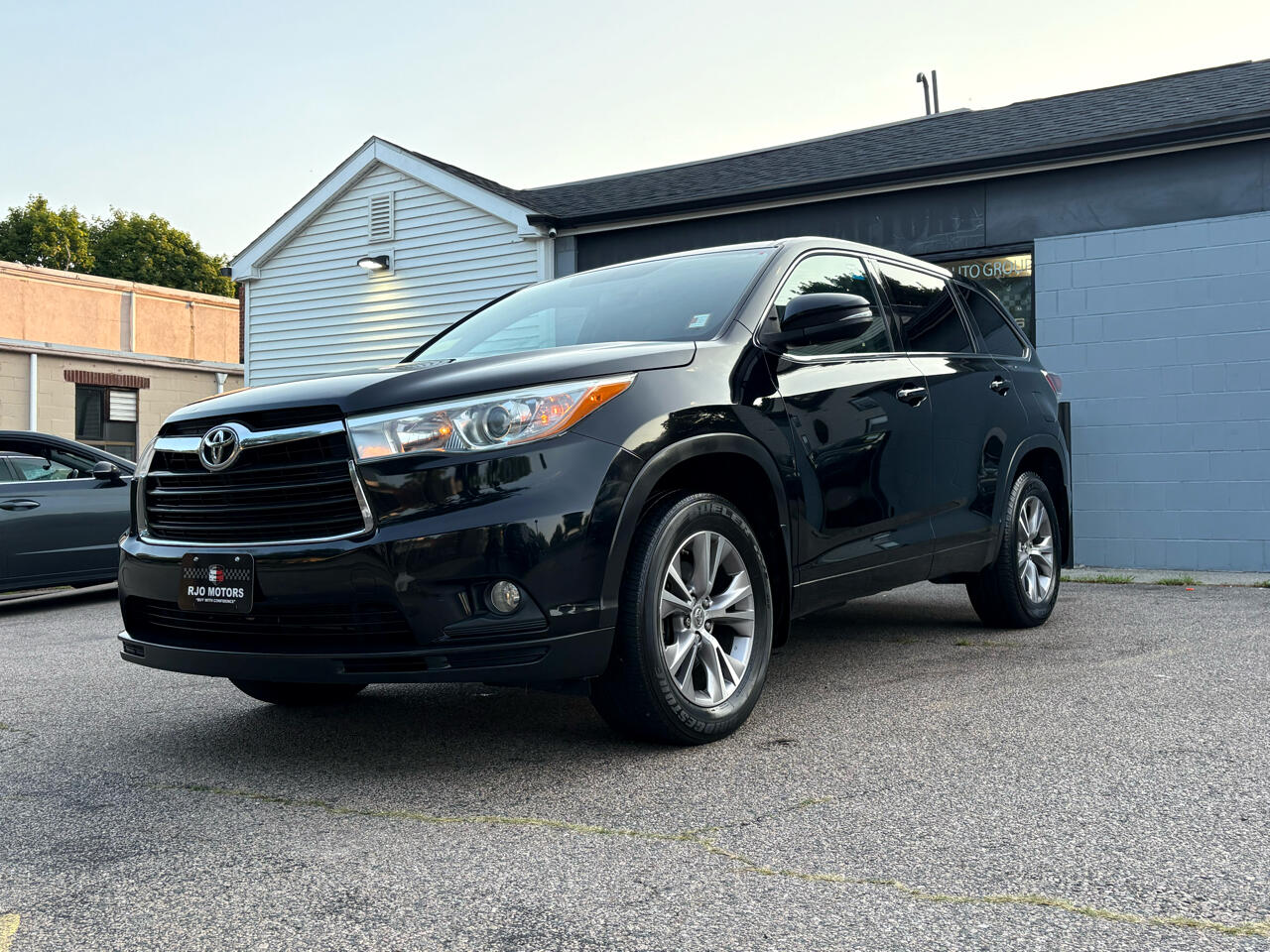 2015 Toyota Highlander LE Plus V6 AWD (Natl)