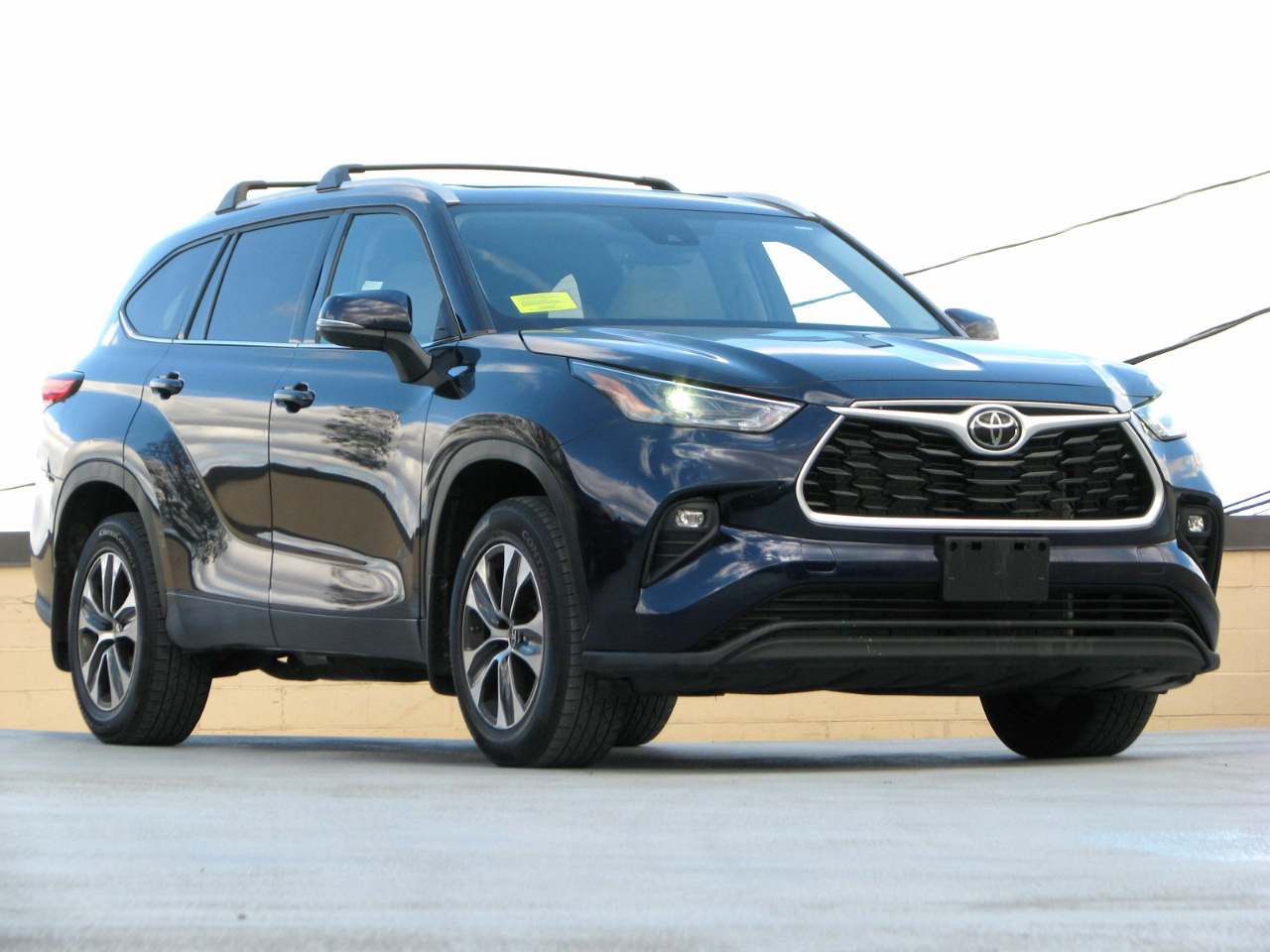 Toyota Highlander XLE Nav AWD V6 2022 Toyota Highlander XLE Nav AWD V6 2022