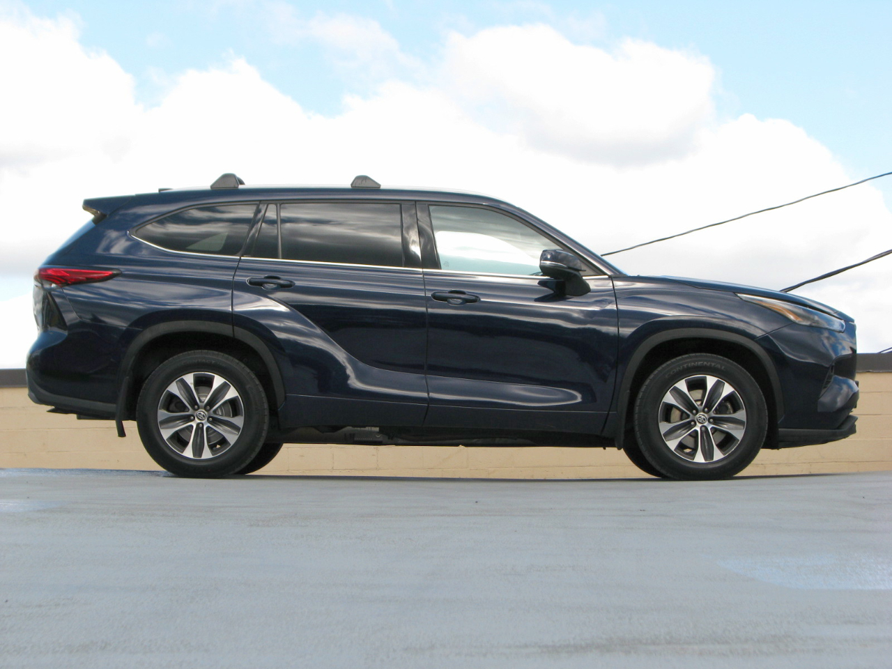 Toyota Highlander XLE Nav AWD V6 2022 Toyota Highlander XLE Nav AWD V6 2022