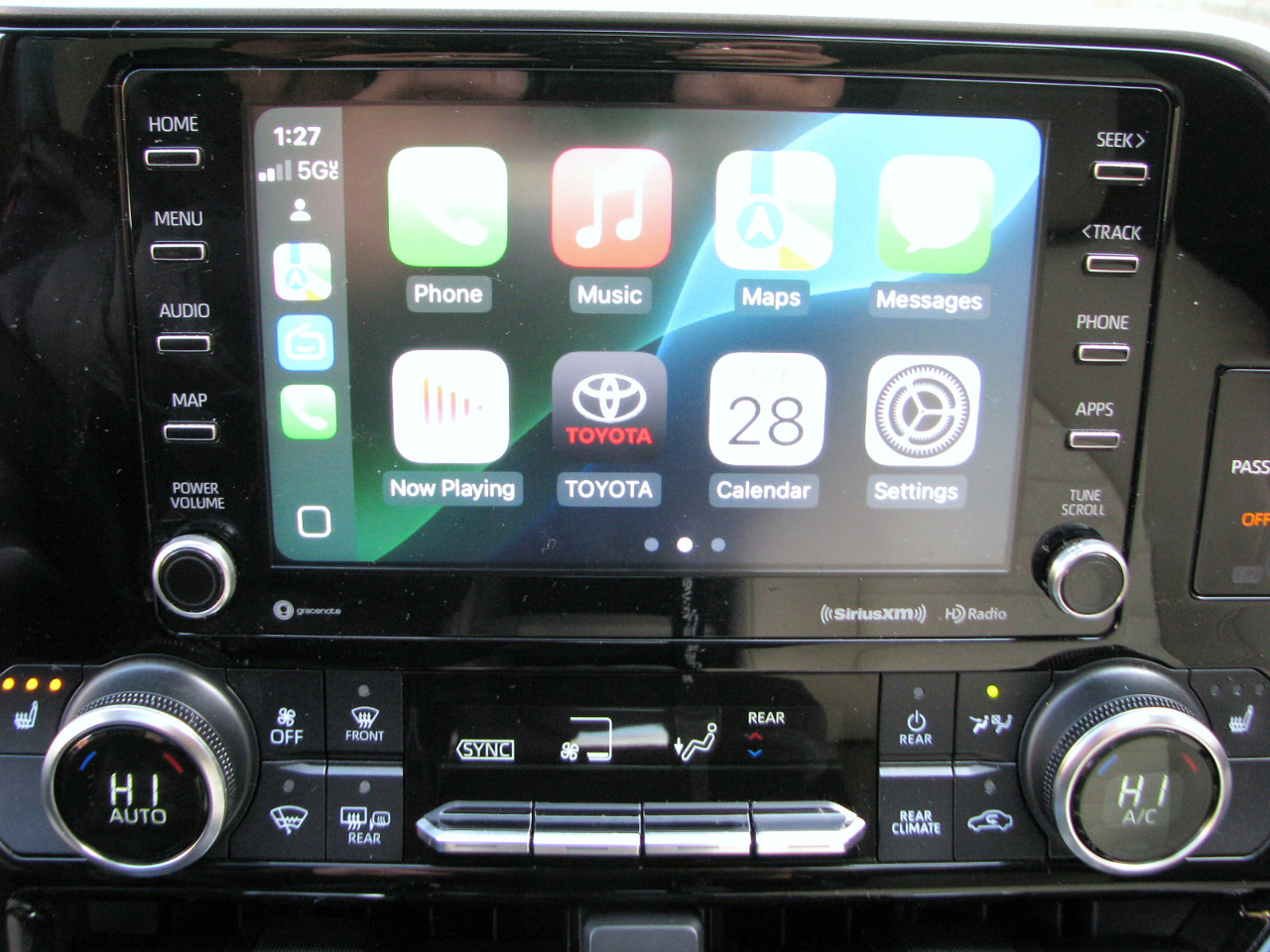 Toyota Highlander XLE Nav AWD V6 2022 Toyota Highlander XLE Nav AWD V6 2022