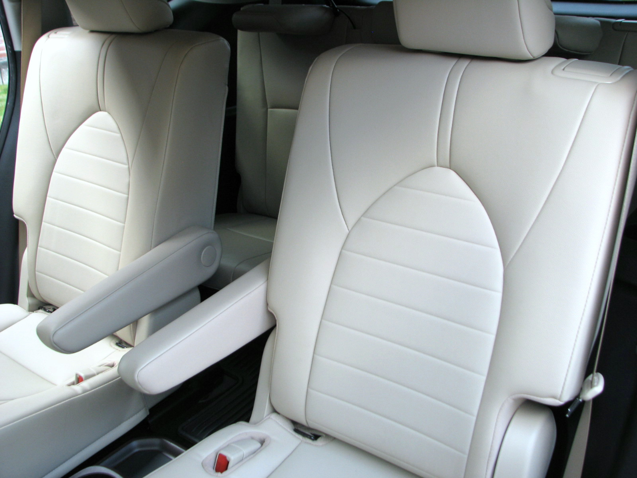 Toyota Highlander XLE Nav AWD V6 2022 Toyota Highlander XLE Nav AWD V6 2022