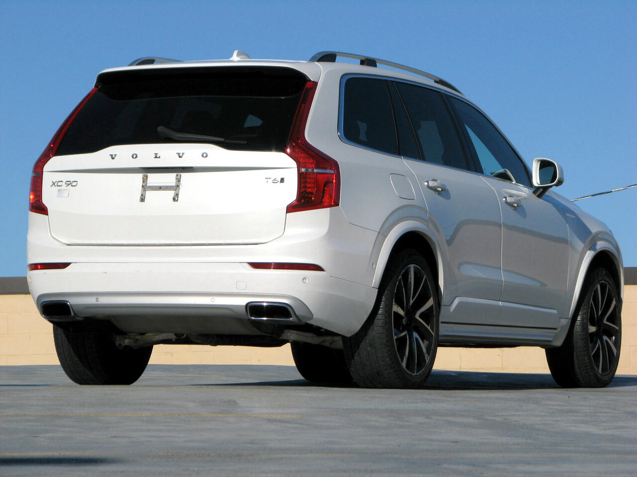 Volvo XC90 T6 Momentum AWD 2018