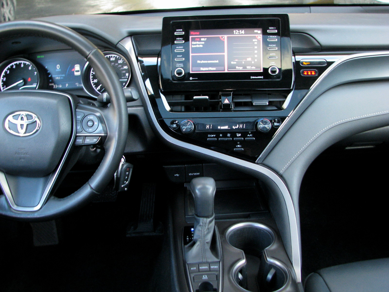 Toyota Camry SE Nightshade Edition AWD 2023