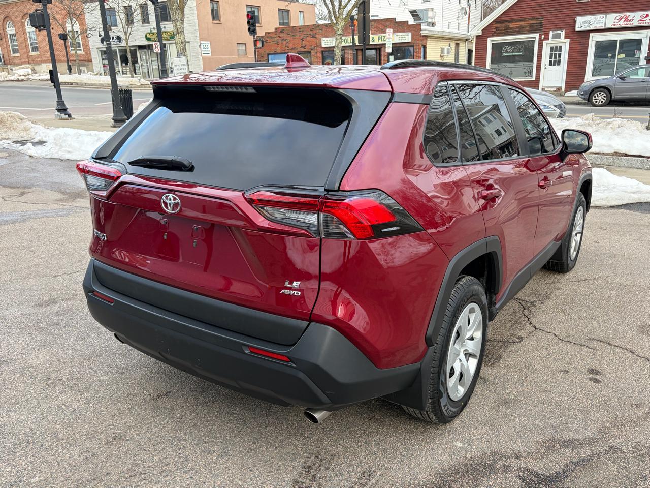 Toyota RAV4 LE AWD 2019