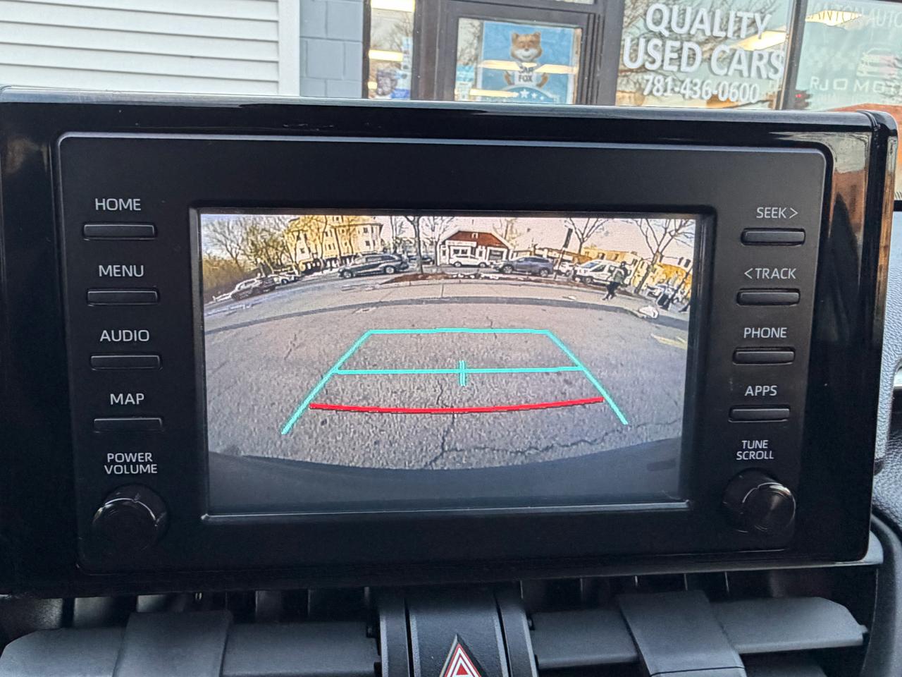 Toyota RAV4 LE AWD 2019