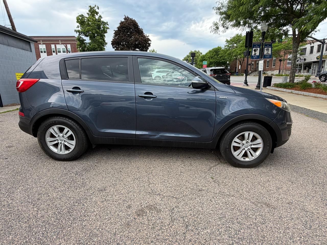Kia Sportage LX AWD 2011