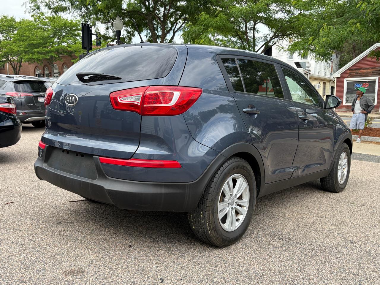Kia Sportage LX AWD 2011