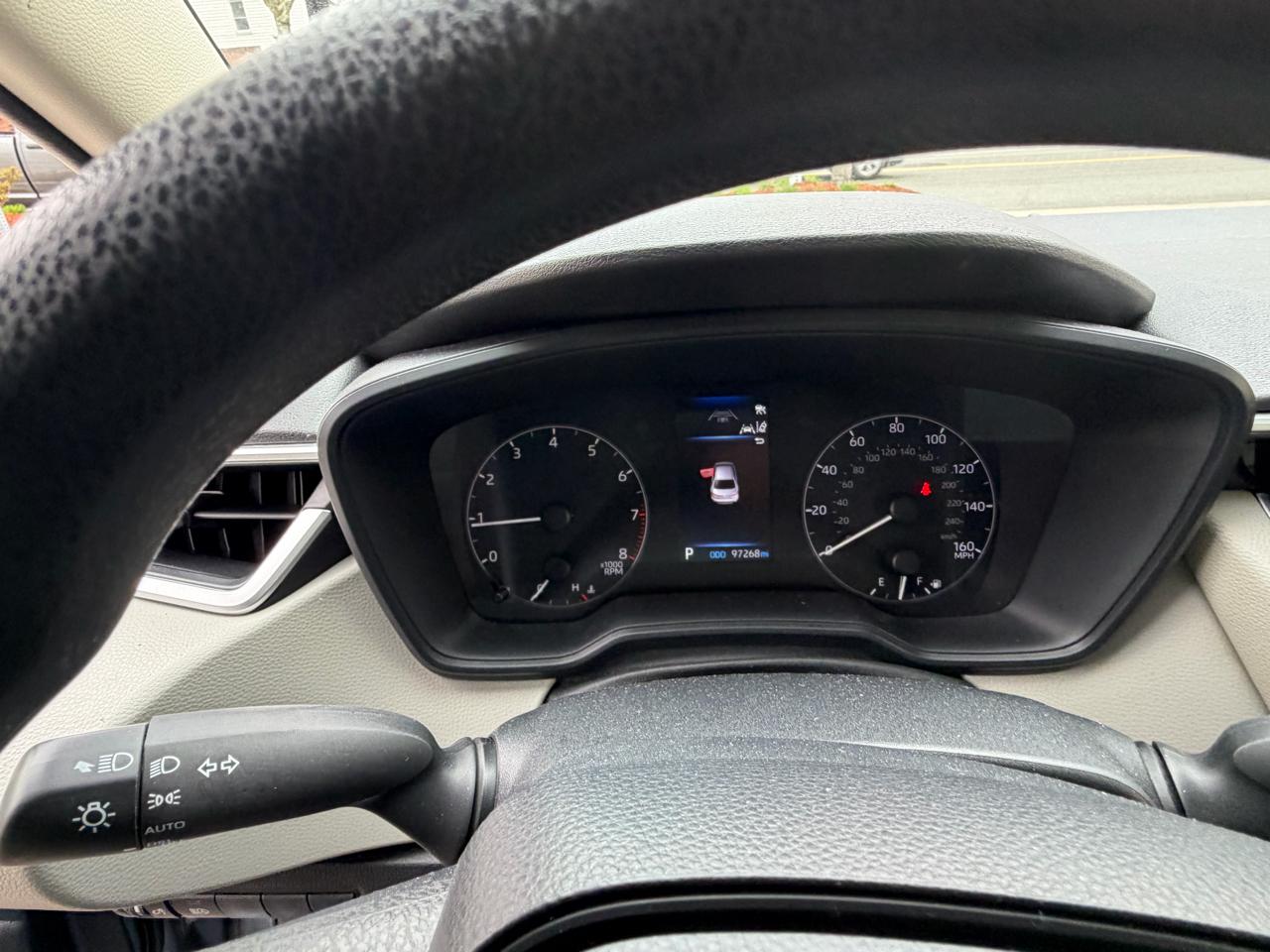 Toyota Corolla 4dr Sdn LE Auto 2023