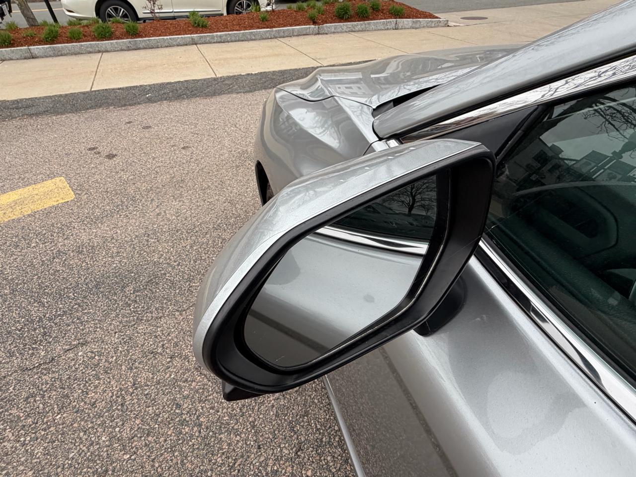 Toyota Camry XLE 2019