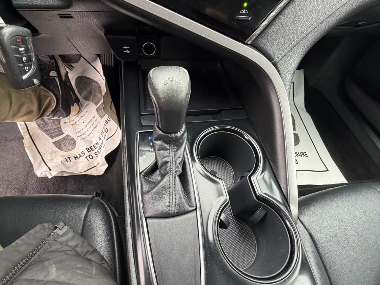 Toyota Camry XLE 2019