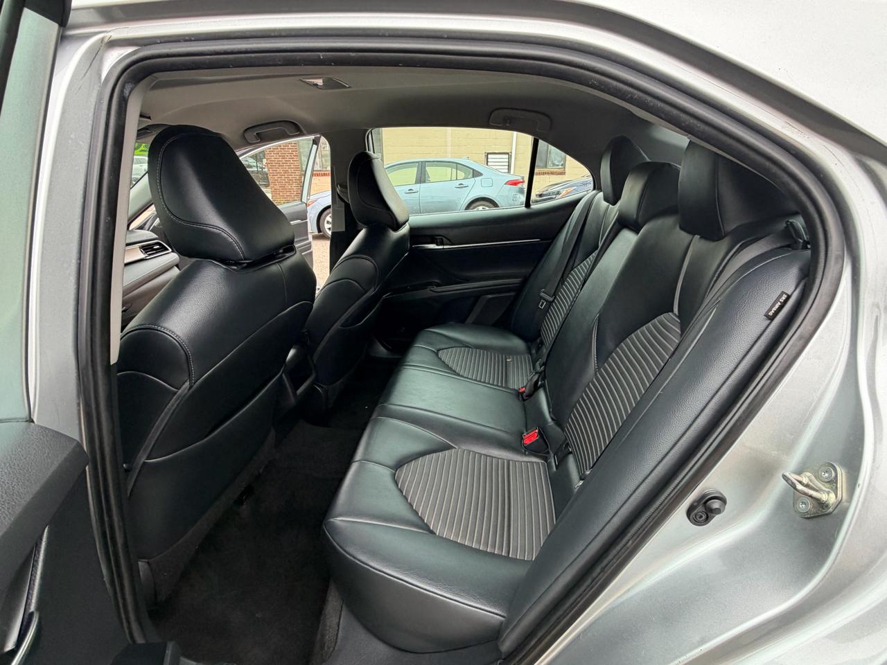 Toyota Camry XLE 2019