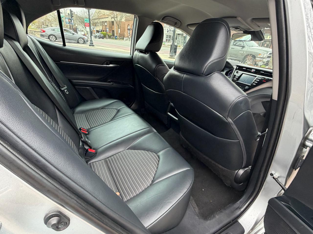 Toyota Camry XLE 2019