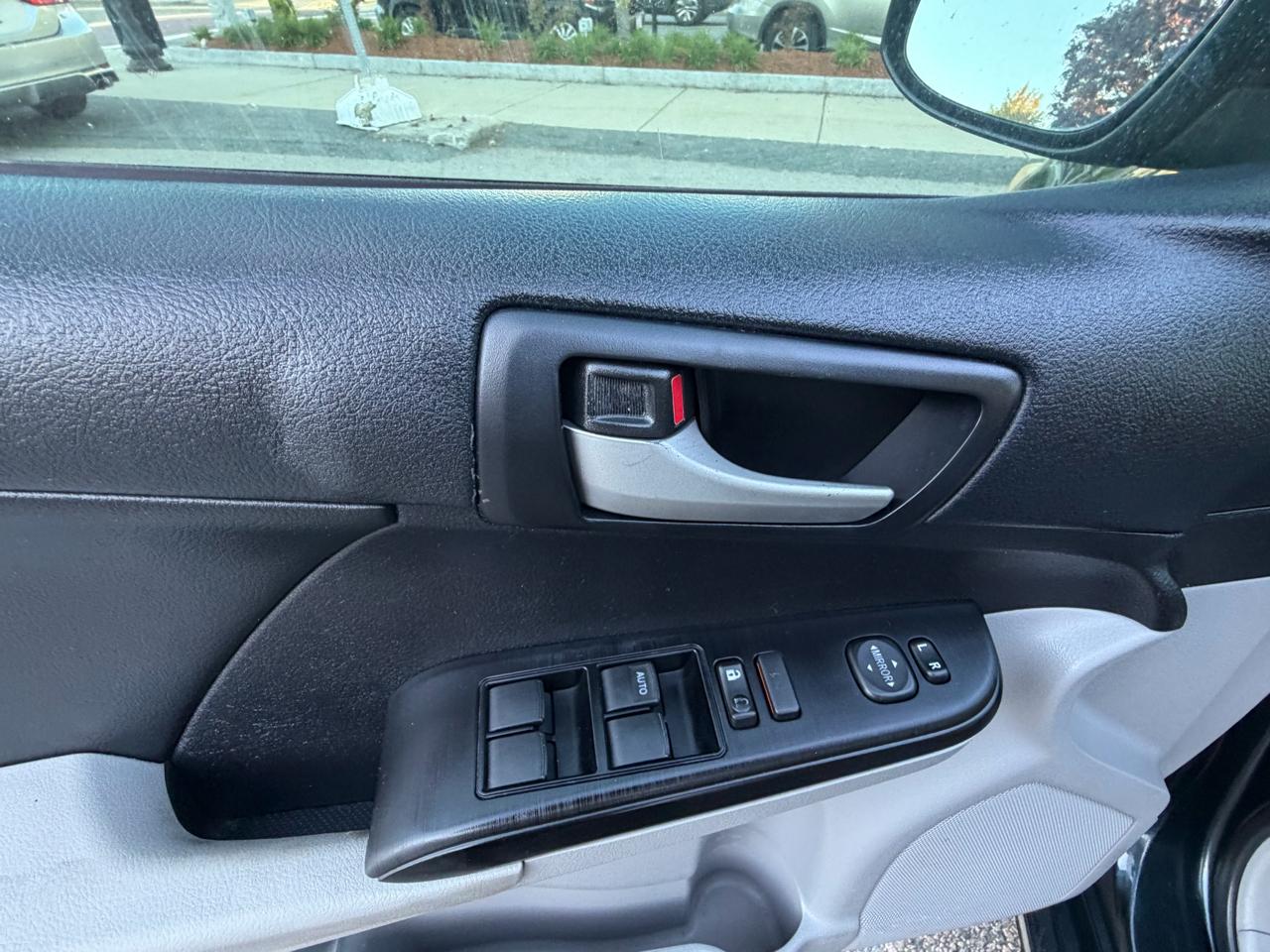 Toyota Camry XLE 2013