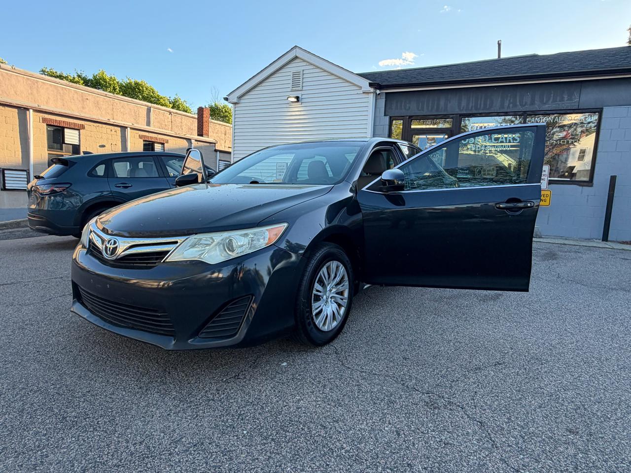 Toyota Camry XLE 2013