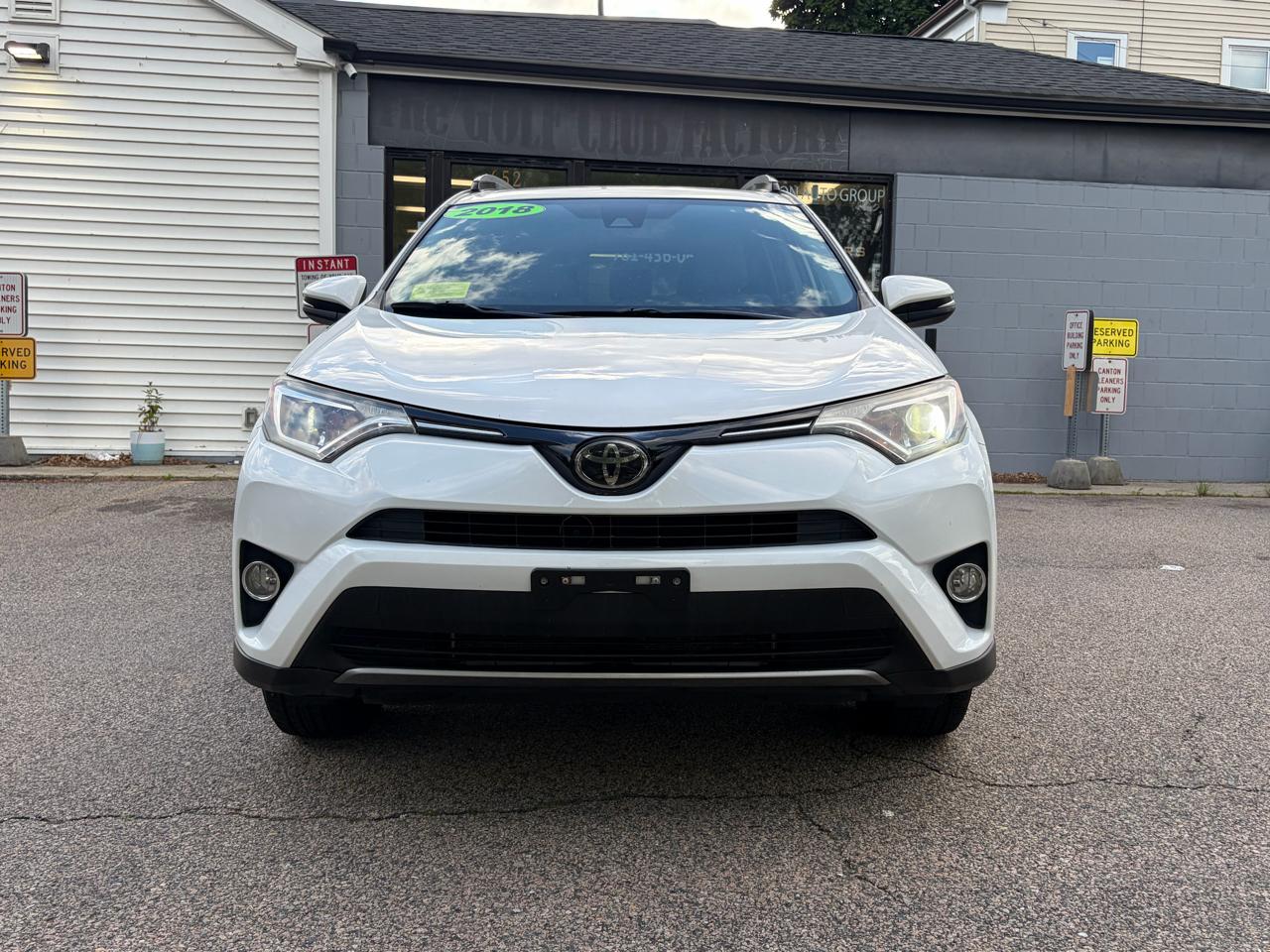 Toyota RAV4 XLE AWD 2018
