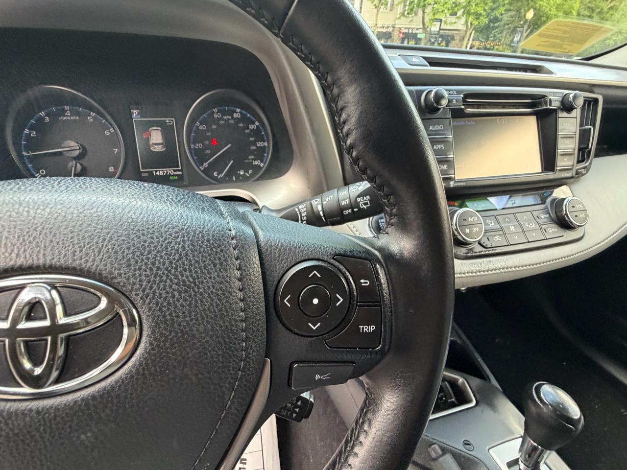 Toyota RAV4 XLE AWD 2018