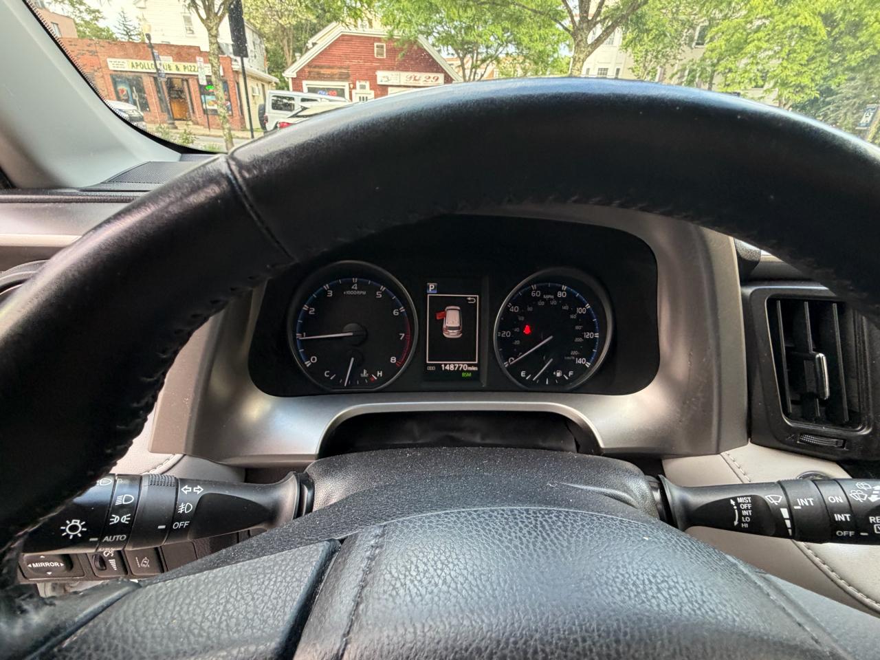 Toyota RAV4 XLE AWD 2018