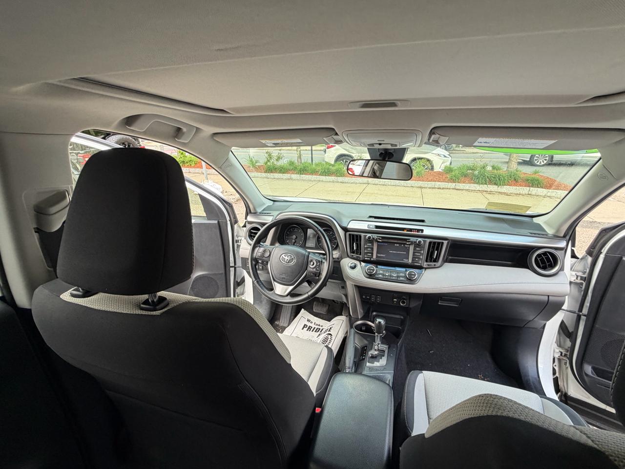 Toyota RAV4 XLE AWD 2018